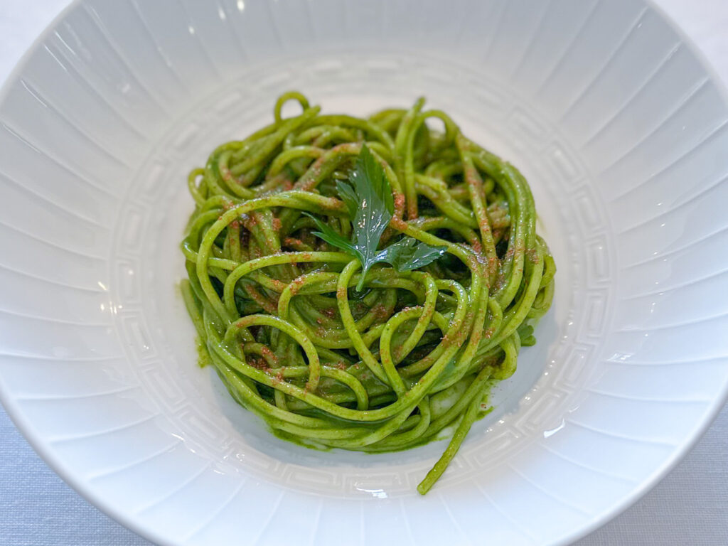 Spaghettino freddo, prezzemolo e peperoncino