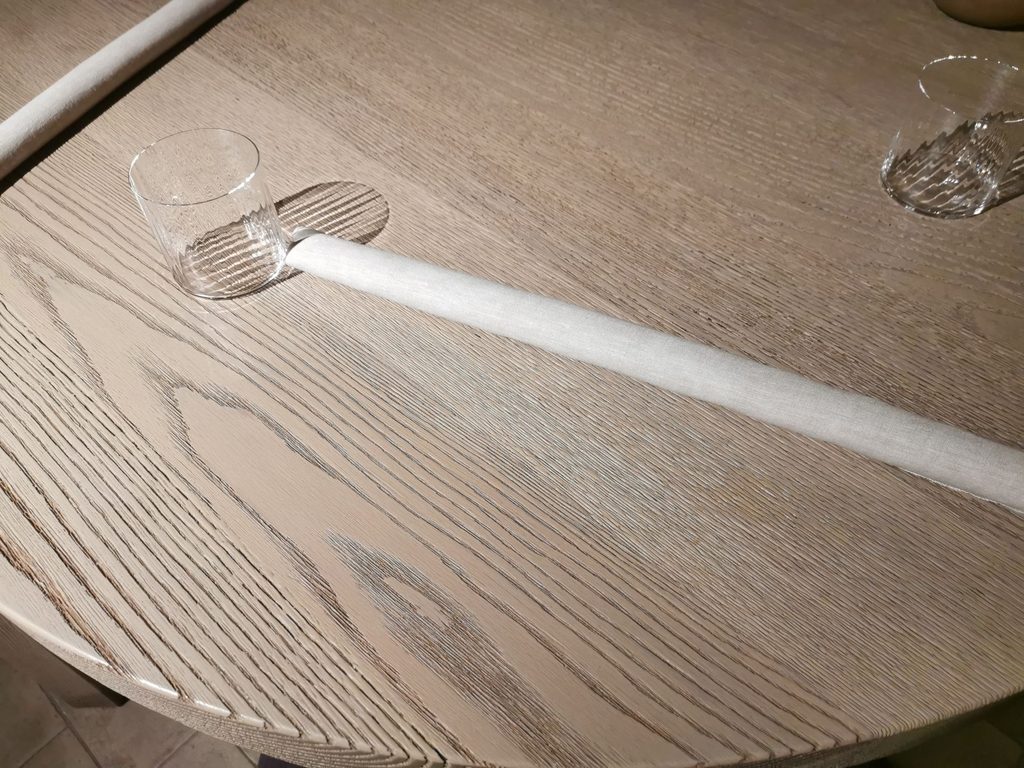 La mise en place del ristorante Nomos Ante